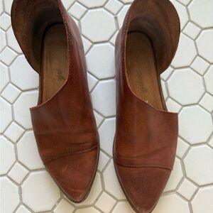 Free People Tan Leather Mules